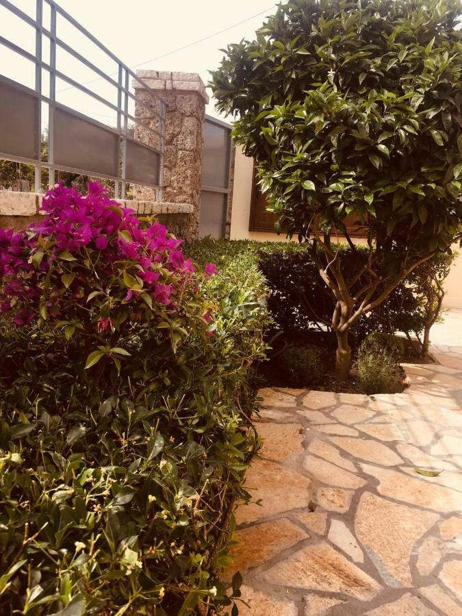 The Little Prince Luxury Suites إيبسوس المظهر الخارجي الصورة