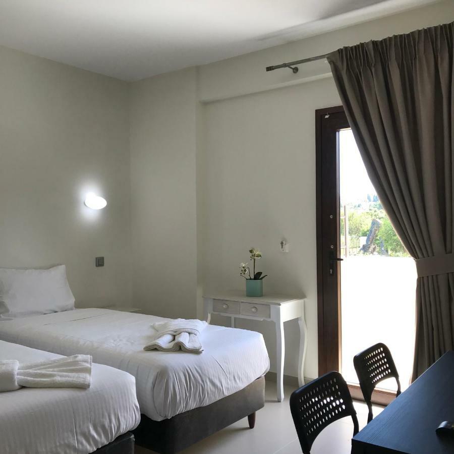 The Little Prince Luxury Suites إيبسوس المظهر الخارجي الصورة