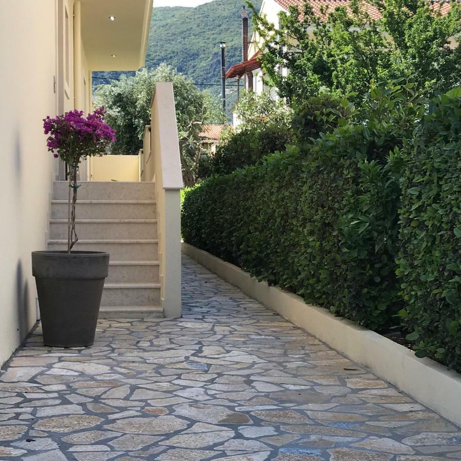 The Little Prince Luxury Suites إيبسوس المظهر الخارجي الصورة