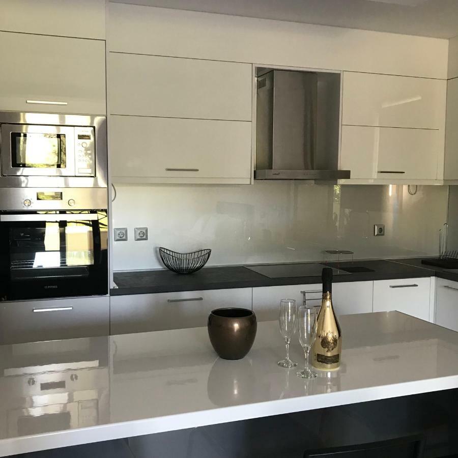 The Little Prince Luxury Suites إيبسوس المظهر الخارجي الصورة